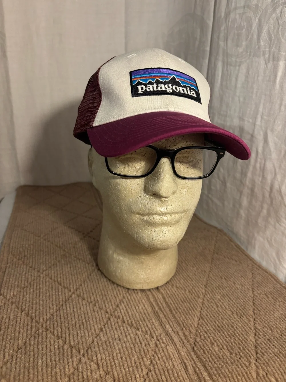 Patagonia trucker hat Maroon and white